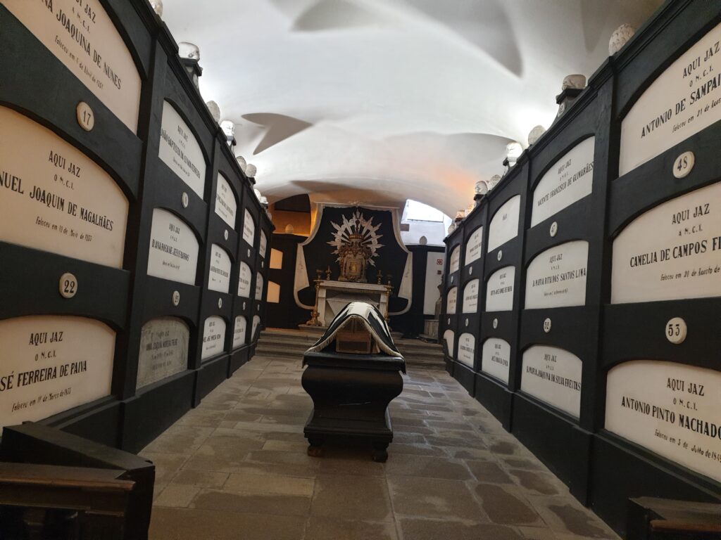 Igreja de São Francisco Catacombs