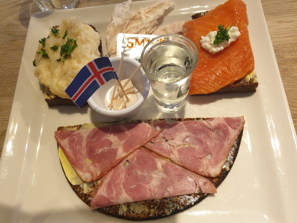 Cafe Loki