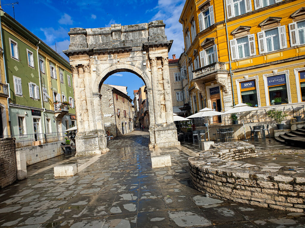 Arch of Sergii